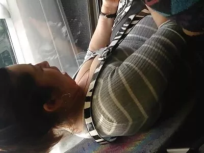 ਅਗਵਾਕਾਰਾਂ ਨੇ busty MILF ਦਾਨਾ ਨੂੰ ਅਗਵਾ ਕਰਨ ਦੀ ਕੋਸ਼ਿਸ਼ ਕੀਤੀ